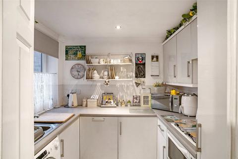 undefined, Monks Walk, Evesham, Worcestershire, WR11