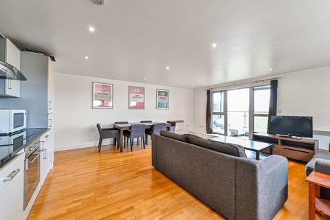 2 bedroom flat to rent, Southgate Road, De Beauvoir Town, London, N1