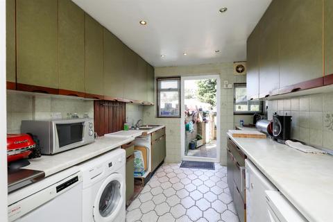 26 Friars Way, London, W3 6QE