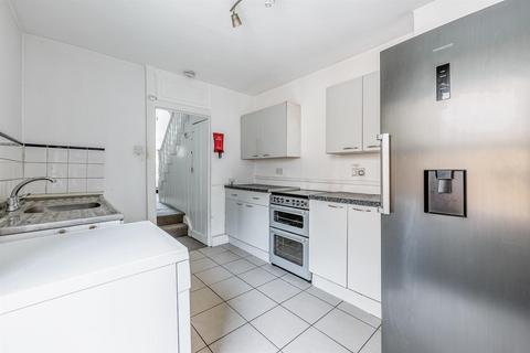 3 bedroom house for sale, Macfarlane Road, London