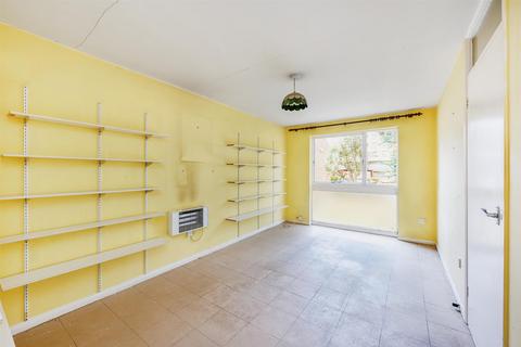 1 bedroom flat for sale, Bollo Bridge Road, Acton