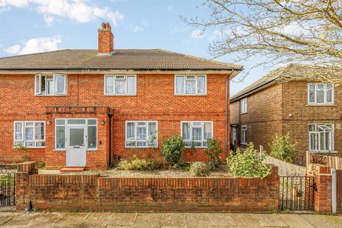 28 Canada Road, London, W3 0NP