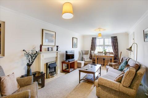 2 bedroom flat for sale, Horn Lane, London