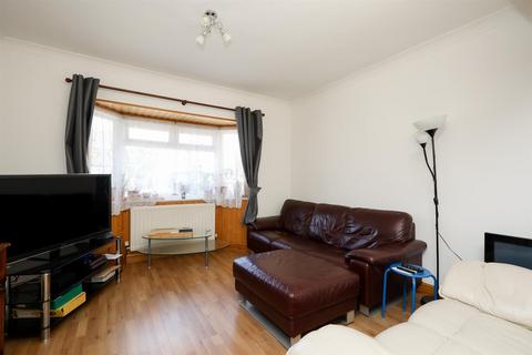 40 Hill Rise, Greenford, UB6 8PB