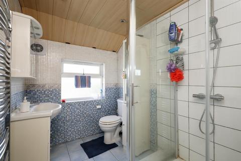 40 Hill Rise, Greenford, UB6 8PB