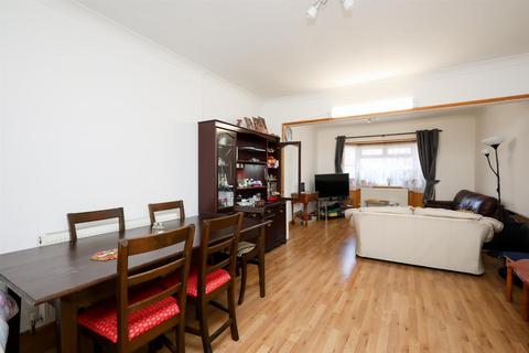 40 Hill Rise, Greenford, UB6 8PB