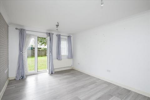 14 Appleby Close, Uxbridge, UB8 3FE