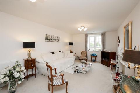 2 bedroom ground floor flat for sale, Twickenham Road, Isleworth