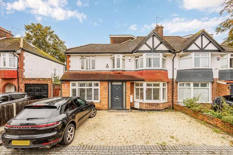 4 bedroom semi-detached house for sale, Egerton Road, Twickenham