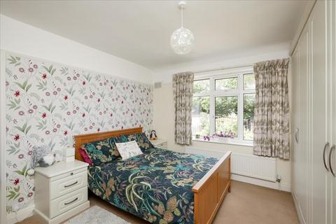 32 Whitton Drive, Greenford, UB6 0QZ