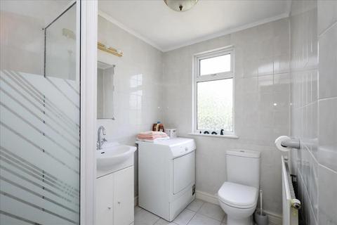 32 Whitton Drive, Greenford, UB6 0QZ