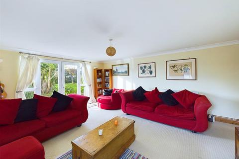 58 Churchfields Road, Cubert, Newquay, TR8 5JN