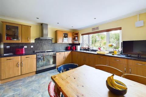 58 Churchfields Road, Cubert, Newquay, TR8 5JN
