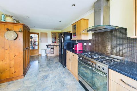 58 Churchfields Road, Cubert, Newquay, TR8 5JN