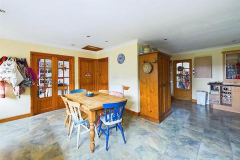 58 Churchfields Road, Cubert, Newquay, TR8 5JN