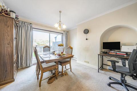 107 Pickhurst Rise, West Wickham, BR4 0AE
