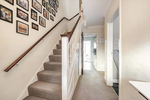 107 Pickhurst Rise, West Wickham, BR4 0AE