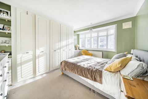 107 Pickhurst Rise, West Wickham, BR4 0AE