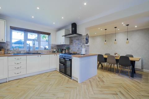 4 bedroom detached house for sale, Morton, Gainsborough DN21