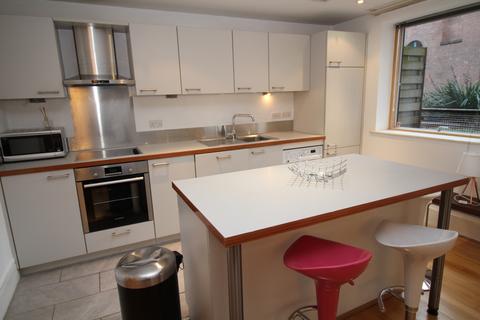 2 bedroom apartment to rent, The Foundry, 2a Lower Chatham Street, Manchester, M1