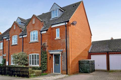 4 bedroom semi-detached house for sale, Beaufort Drive, Buckden, Huntingdon, PE19