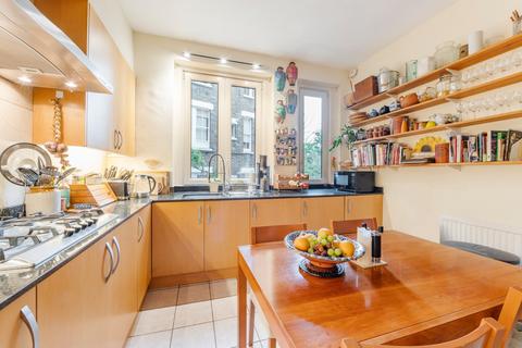 4 bedroom flat for sale, Douglas Court, West End Lane, West Hampstead, London