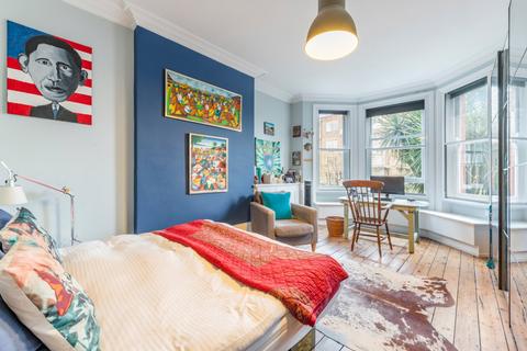 4 bedroom flat for sale, Douglas Court, West End Lane, West Hampstead, London