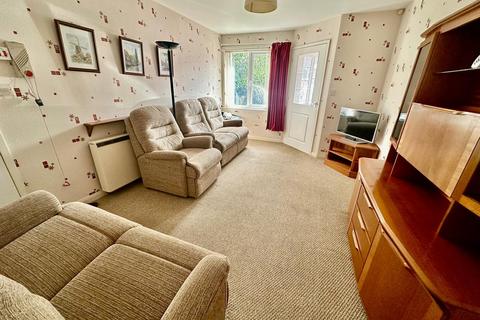 2 bedroom bungalow for sale, Peggs Grange, Hugglescote, Coalville, LE67