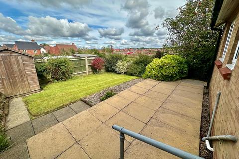 2 bedroom bungalow for sale, Peggs Grange, Hugglescote, Coalville, LE67