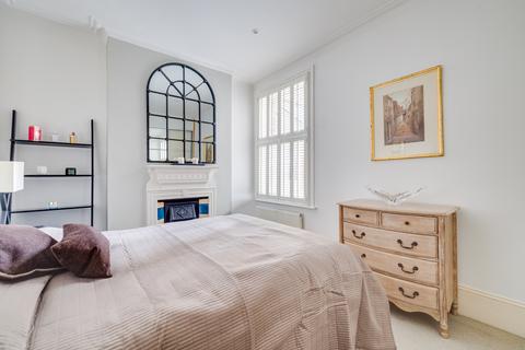 3 bedroom flat for sale, Buer Road, Fulham, London