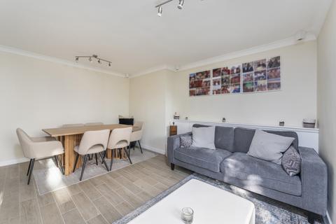 2 bedroom flat for sale, Swanleys, 45 Westbourne Park Road, London