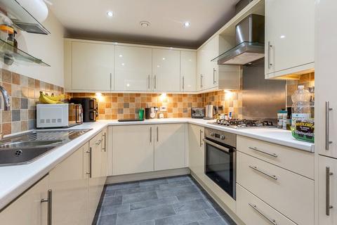 2 bedroom apartment for sale, Old School Close, REDHILL, Surrey, RH1