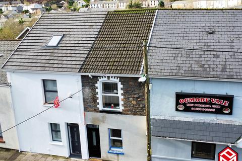 4 bedroom terraced house for sale, High Street, Ogmore Vale, Bridgend, Bridgend County. CF32 7AD