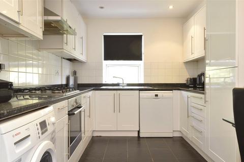 2 bedroom apartment for sale, Purley Park Road, Purley CR8