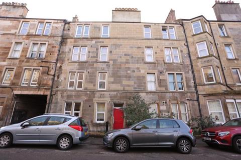 1 bedroom flat to rent, Caledonian Crescent, Haymarket, Edinburgh, EH11