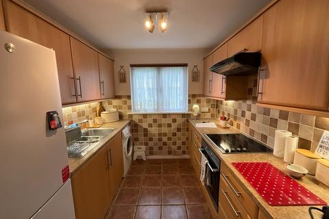 1 bedroom ground floor flat for sale, Baltimore Place, Welling, Kent