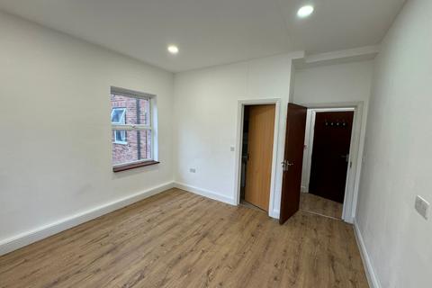 3 bedroom apartment to rent, 87 Upper Clapton Road, Upper Clapton, Hackney, E5