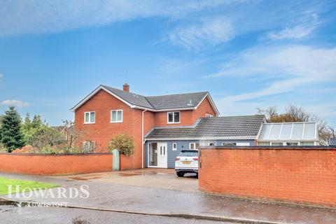 5 bedroom detached house for sale, The Shires, Lowestoft