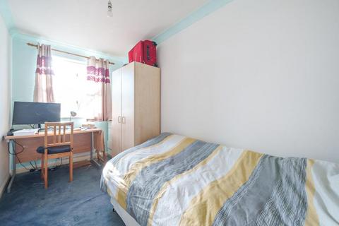 2 bedroom flat for sale, Draymans Way,  Isleworth,  TW7