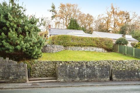 2 bedroom detached bungalow for sale, Bridge End, Wrexham LL12