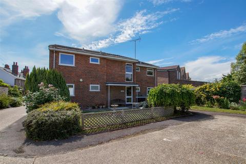 1 bedroom apartment to rent, Denison Court, Chichester