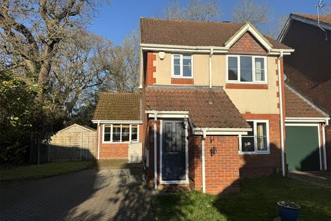 3 bedroom link detached house for sale, Montague Close, Wokingham, Berkshire, RG40