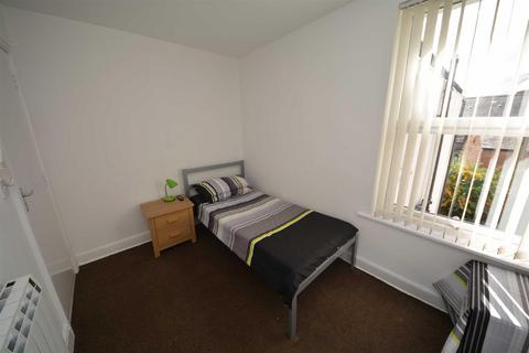 1 bedroom in a house share to rent, Dicconson Street, Swinley, Wigan, WN1 2AT