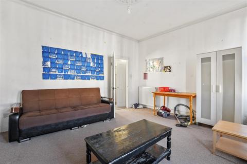 2 bedroom flat for sale, Wakeman Road, Kensal Green, London