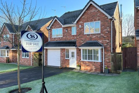 4 bedroom detached house for sale, Sandyfield Court, Biddulph