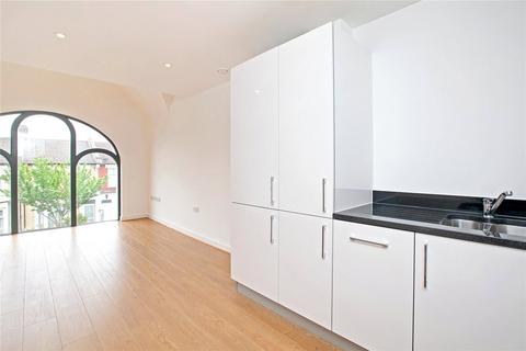 2 bedroom flat for sale, 41 Leswin Road, London N16