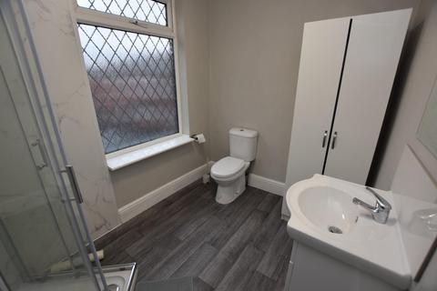 1 bedroom in a house share to rent, Earl Street, Swinley, Wigan, WN1 2BW