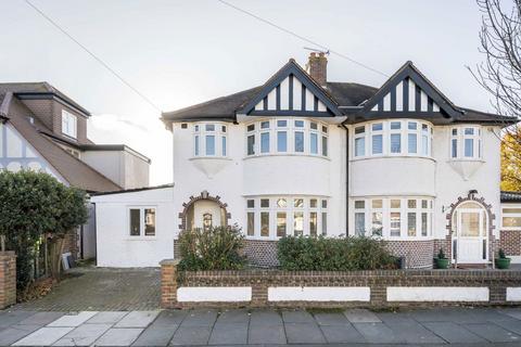 4 bedroom semi-detached house to rent, Montrose Avenue, Twickenham TW2