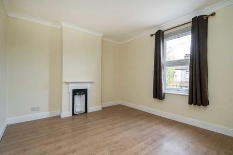 33 Millbourne Road, Feltham, TW13 6NJ