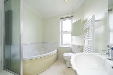 33 Millbourne Road, Feltham, TW13 6NJ